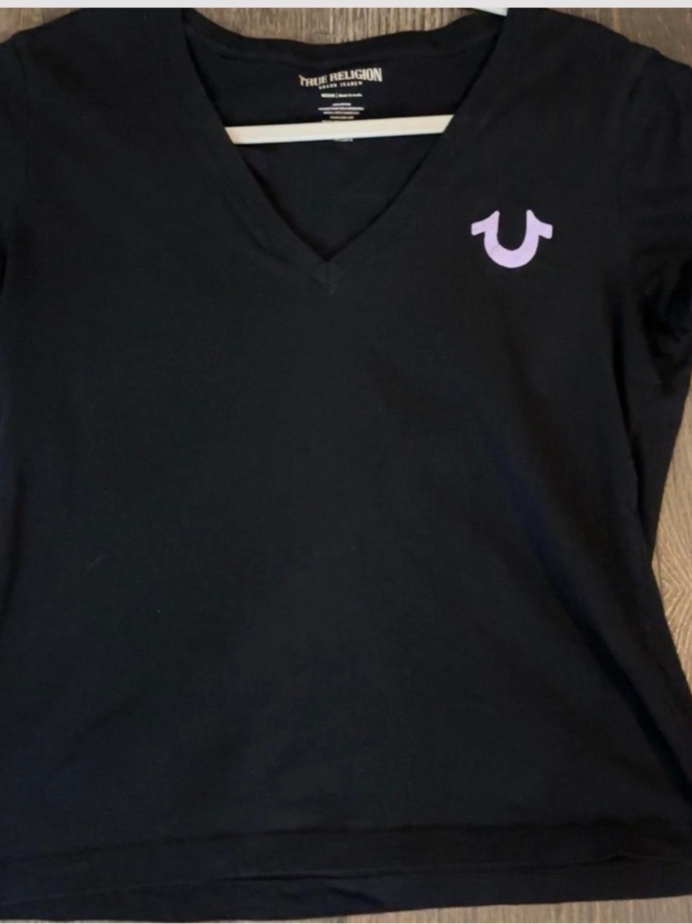 True Religion Black Tee with Lilac Horseshoe Logo - Picture 1 of 2